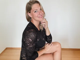 MilfHannah71 Live Cam