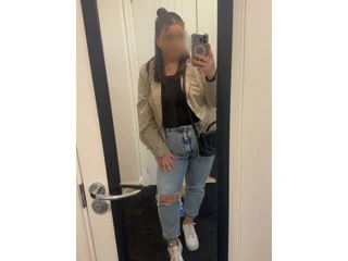 livesexasiancams.com misslexiukx livesex profile in kingdom cams