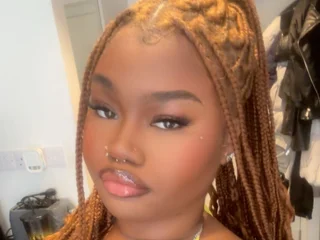 Miss_Monee