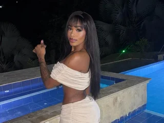 Miss_michelle19 live cam