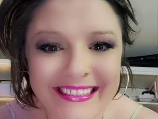 mega-camsex.com mistresslexijames livesex profile in piercings cams