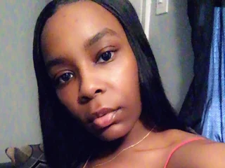 myliveeroticcams.com mochamoneyy livesex profile in ebony cams