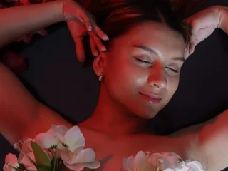 sleekcams.com morganlux livesex profile in colombiahours-200-pm-to-1000-pm cams