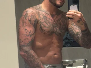 Mr_Discreet30