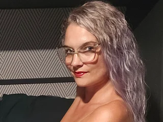 ninanicoleroyale from jerkmate