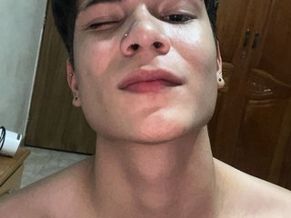 NoahBakerr Live Webcam on Streamate