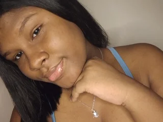 Paula_BrunetteSweet