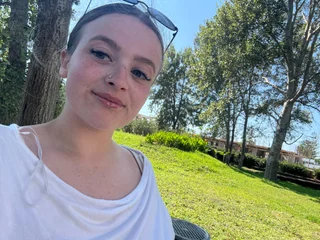 petitejulie livecam preview