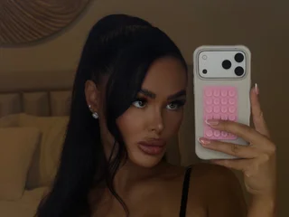 Rachyourgirlx