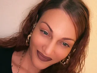 ReddactedReina profile