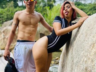 RomheoAndJulietha - Streamate Teen Smoke Sextoys Couple 