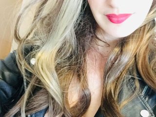 RosannaMylaUK - Streamate Interactivetoys Piercing Tattoo Girl 