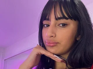 RoxxaneDamiana profile