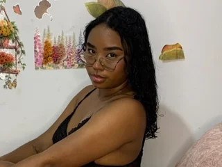 RoxxyEbony