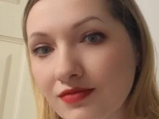 Saandraa_x webcam profile - Ukrainian