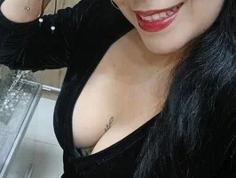 Samanthaa33
