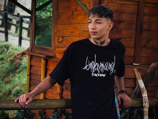 SantiagoCruzz - Streamate Young Party Boy 