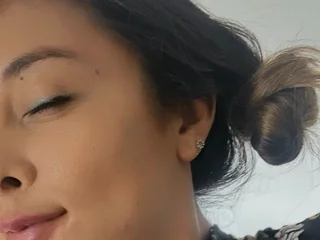 SaraHard777