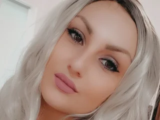 Sensual_Ari