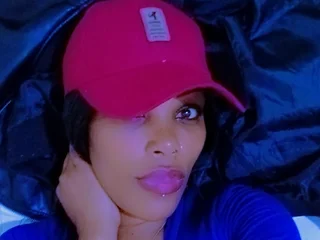 onaircams.com sexxy_254 livesex profile in try-to-guess-je-mappelle-mila cams