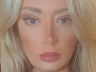 SexySiennaXXO