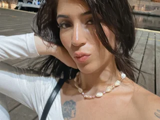 sexylittlecute777 from jerkmate