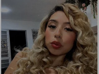 ShakeShake webcam profile - Colombian