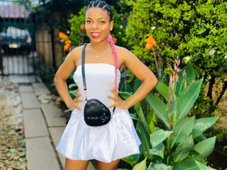 ShyTemptationx webcam profile - South African