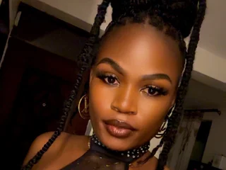 Sissy_ebony