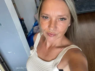 Smallsweetloo44