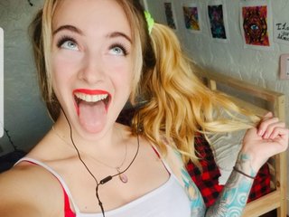 SonnyMcKinley - Streamate Deepthroat Piercing Tattoo Girl 