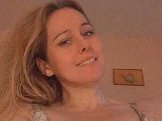 SquirtyLuxuryMaya