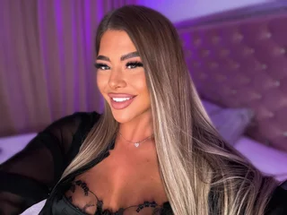 StephanieYves Profile Image