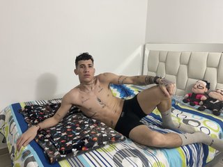 SteveWhitexxx - Streamate Party Boy 