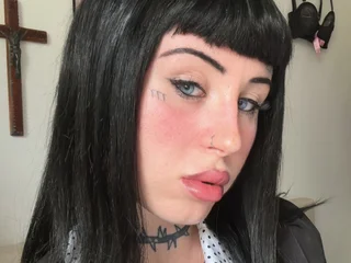 sexcityguide.com strawberryhayes livesex profile in where-the-stars-dont-shine cams