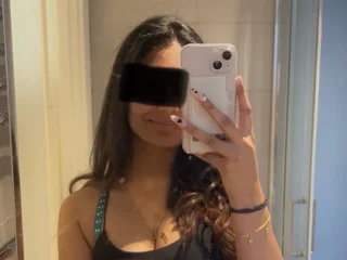 privat-livecam.com sultrysiren_482 livesex profile in on-suitcases cams