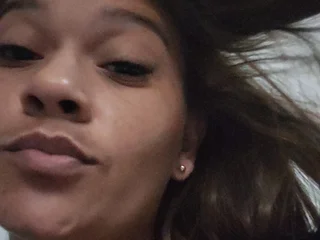 livestrip-joy.com sweetalexa23 livesex profile in colom cams