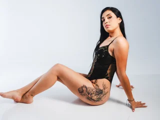 sylvanagrey webcam livesex profile in where-the-love-lives cams