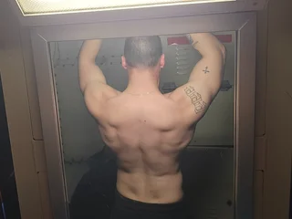 TJWannaPlay live cam