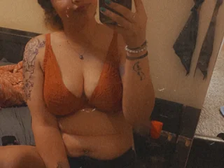 elivecams.com talkswivy livesex profile in cancer cams