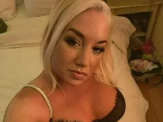 taylor69upton's profile picture – Girl on Jerkmate