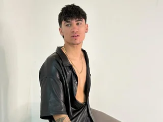 Cam boy The_BossCrown