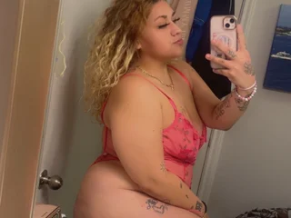ThickieeeTattedBaby webcam profile - American