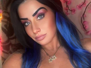 cam-performer.com valayanoire livesex profile in with-a-broken-heart cams