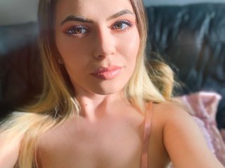 Velvet_Rae webcam