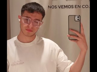Viiolett_Lover webcam