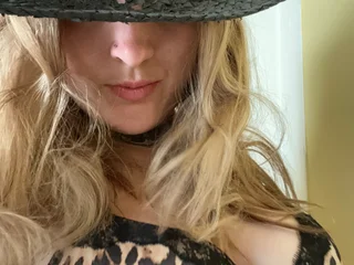 Violet_MonroeXXX