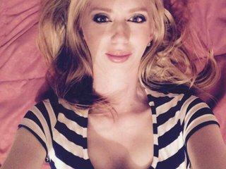 Yuriko23 webcam