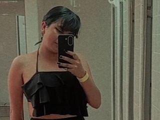 Zafiraa Porn Show
