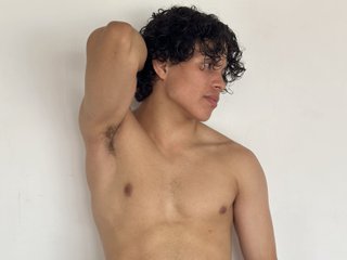 Zambrano777 - Streamate Teen Smoke Spanking Boy 